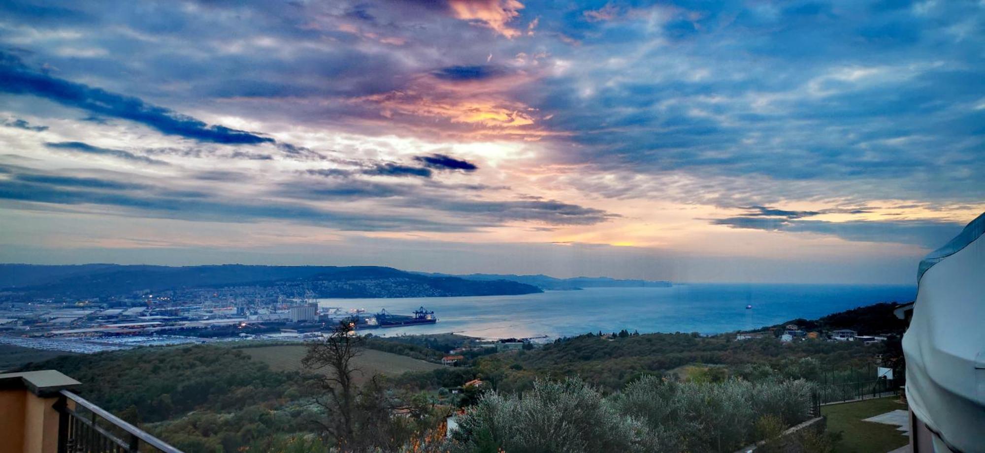 Villa Blue Sky - Hrvatini Koper Bagian luar foto