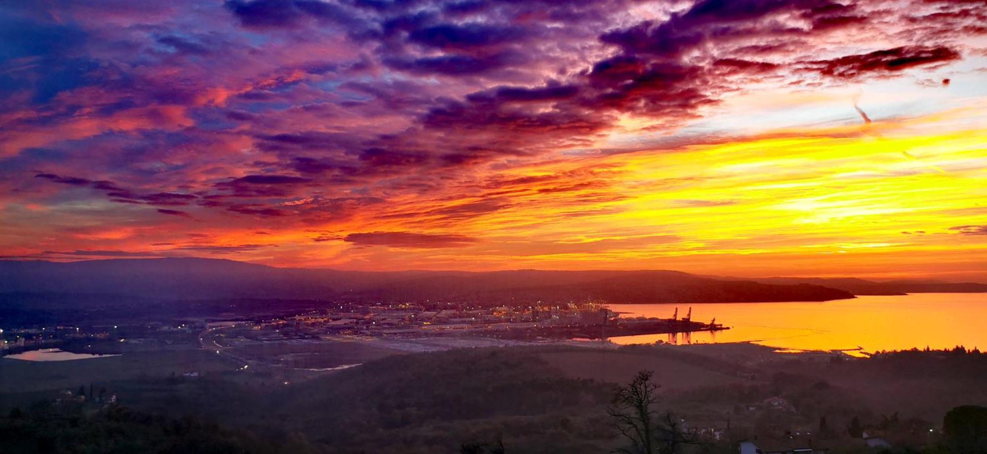 Villa Blue Sky - Hrvatini Koper Bagian luar foto
